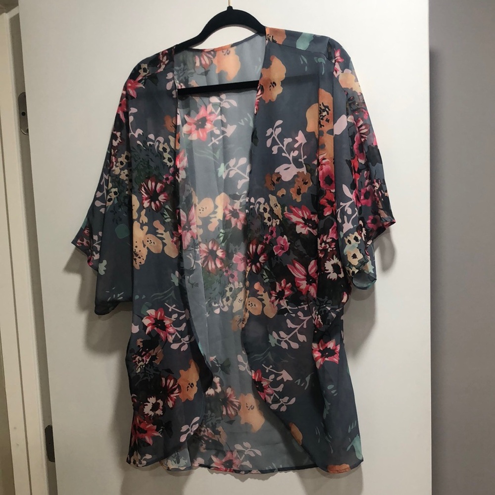 Amazon Floral Sheer Cape - Multicolor